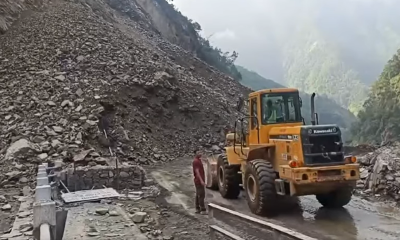  तुईनखोलाको पहिरो धमाधम हटाईदै,थप पहिरो नखसे बढीमा दुईदिनभित्र सडक खुल्ने 